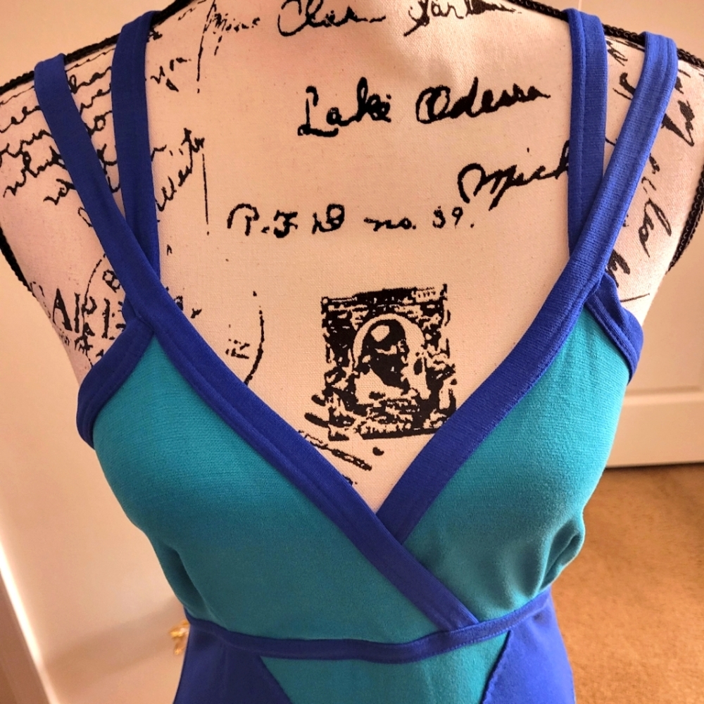 Women’s Colorblock Blue Wrap Dress